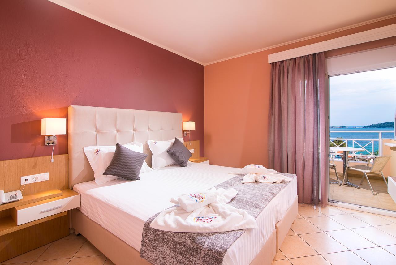 Sunny Hotel Thassos خْريسيا أموذيا المظهر الخارجي الصورة